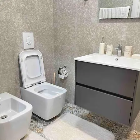 Seaview Luxury Apartament *